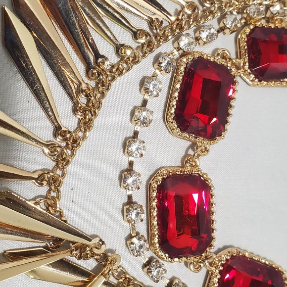 Bijou drive red gold rhinestone necklace - Picture 6 of 8